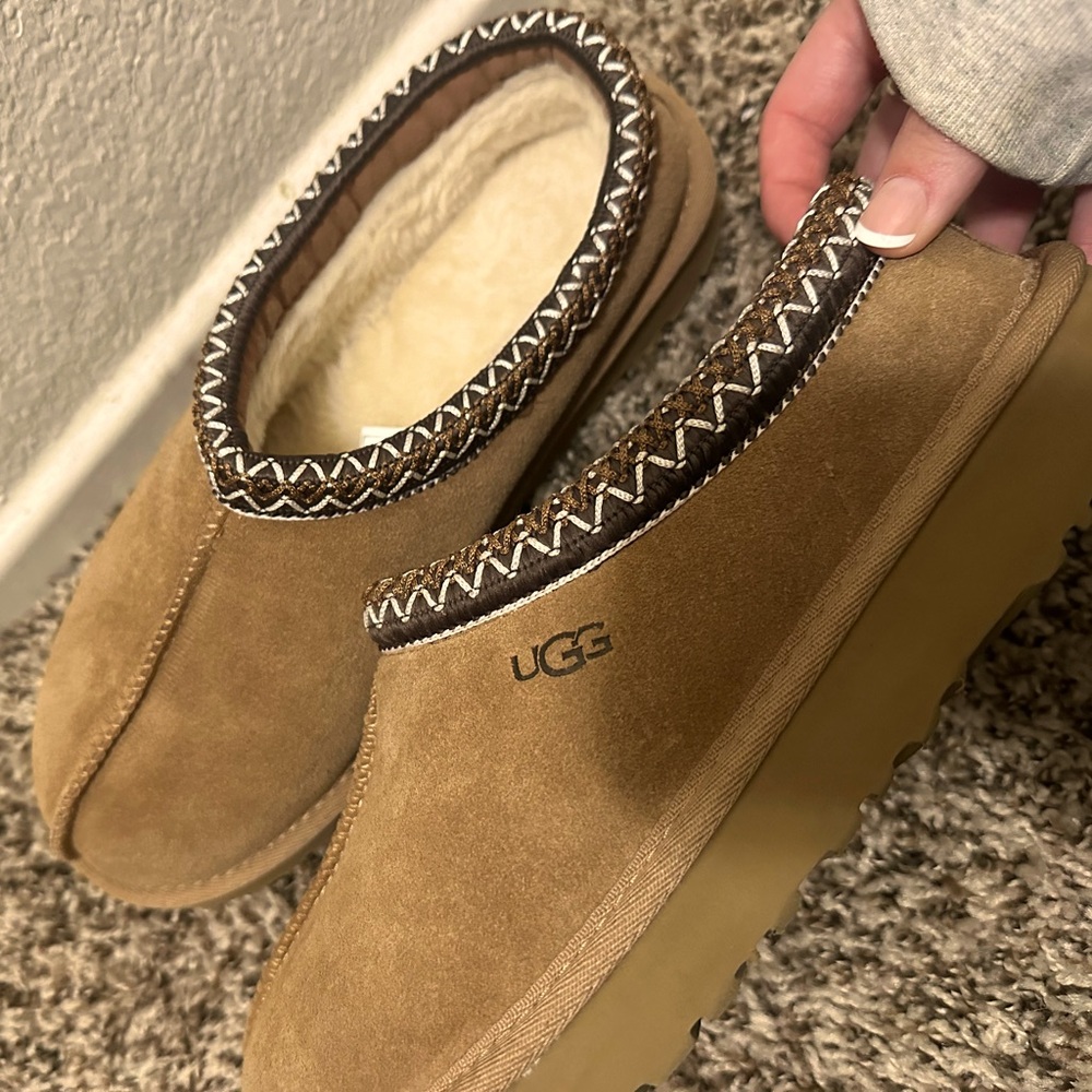 UGG Tasman Slippers